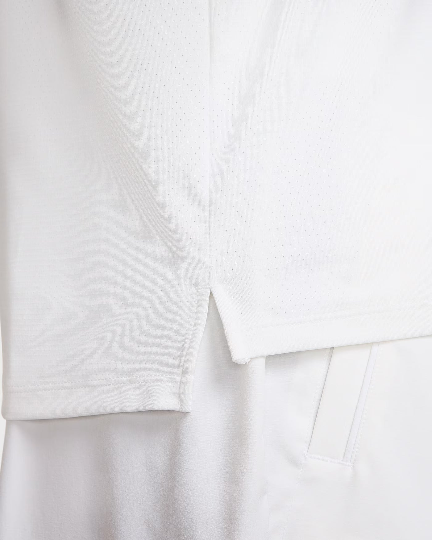 Mens NikeCourt Advantage Dri-FIT Tennis Top (White/Black)