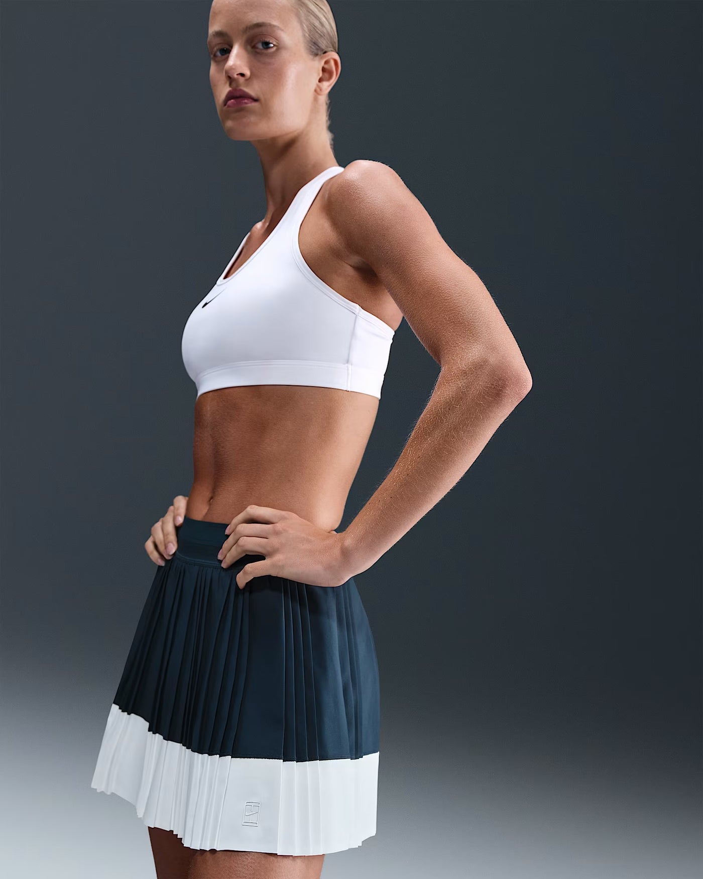 Ladies NikeCourt Ace Advantage Dri-FIT Pleated Tennis Skirt