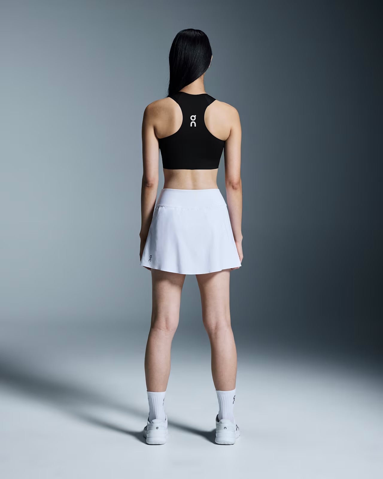 Ladies On Cloud Court Crop Top (Black)